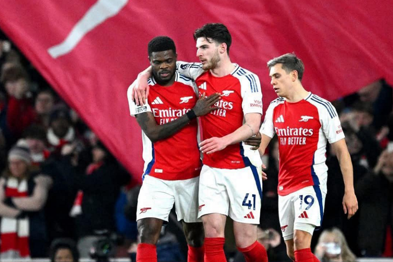 Cơ hội cho Arsenal vươn lên: Liverpool trước nguy cơ sa sút