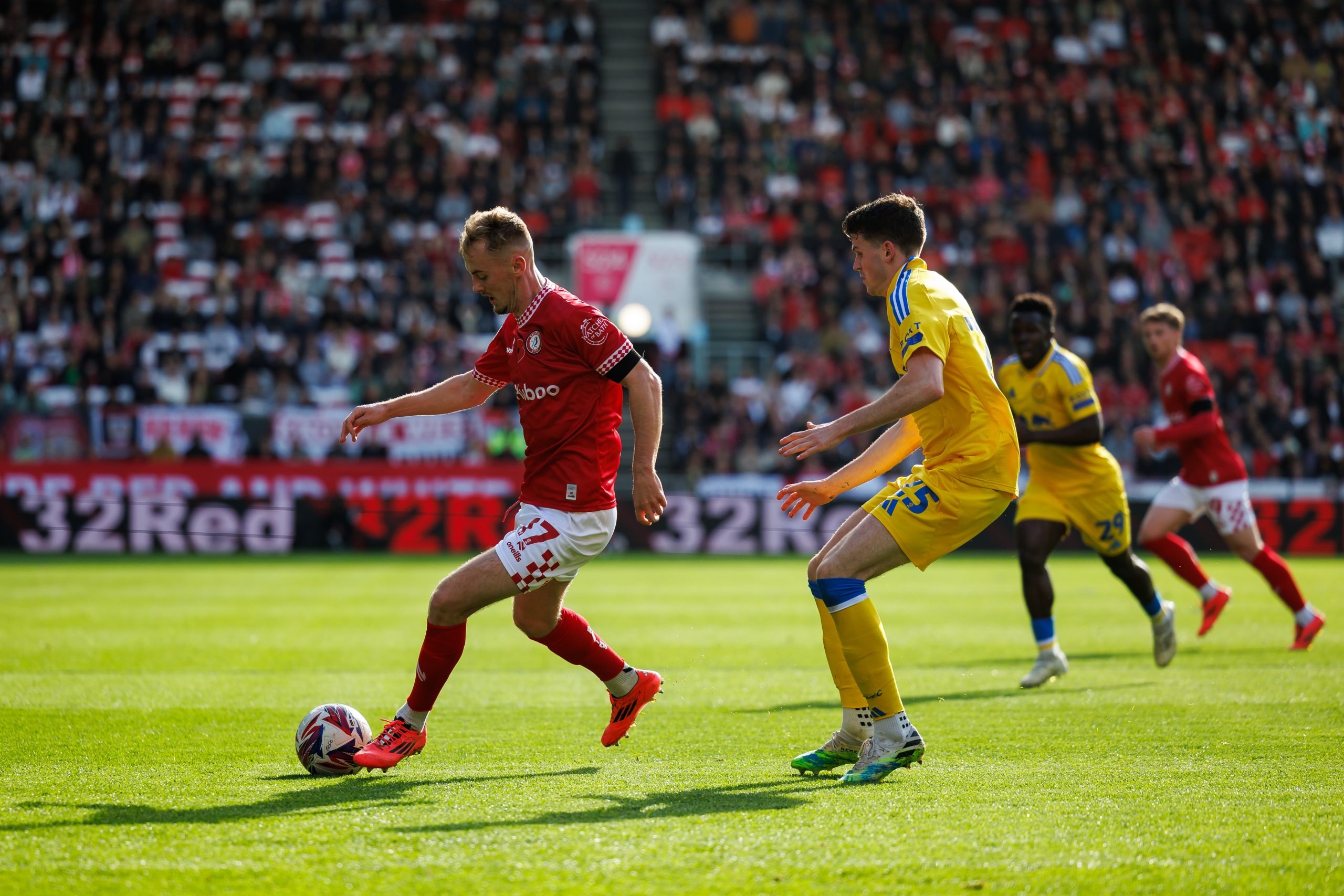Nhận định soi kèo Leeds vs Bristol lúc 02h00 ngày 29/4/2025