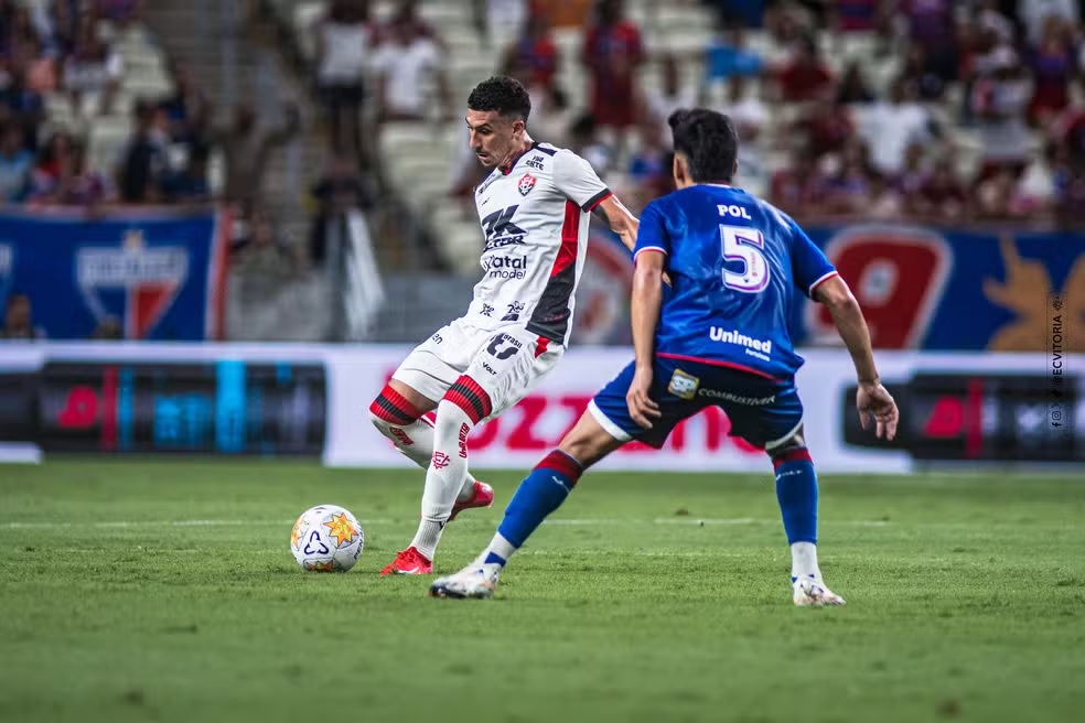 Nhận định soi kèo Vitoria vs Fortaleza lúc 7h30 ngày 17/4/2025