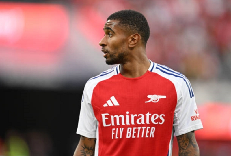 Fulham đàm phán, Arsenal khả năng để Reiss Nelson ra đi