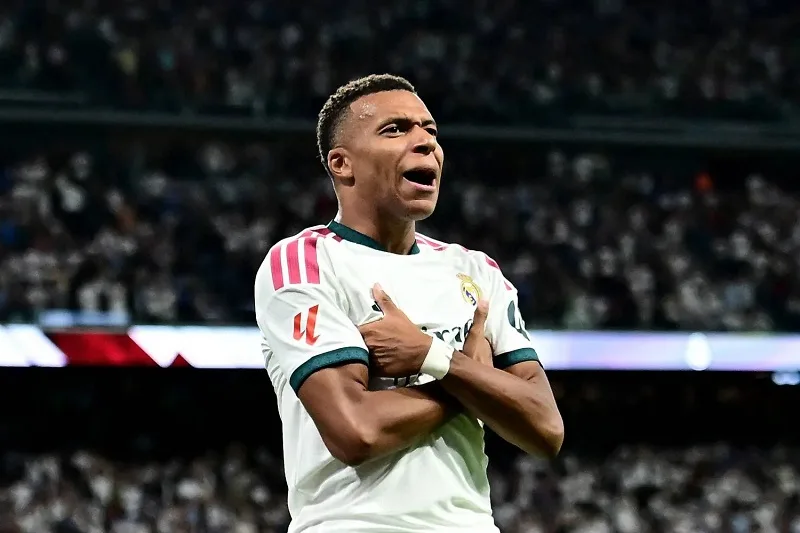 cau thu mbappe sinh nam bao nhieu